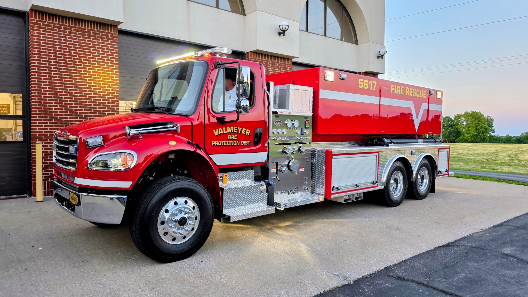 Valmeyer Tanker in front of fire department